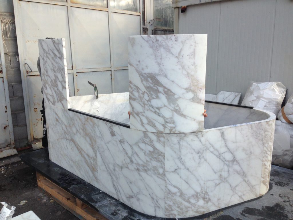 Curved wall marble panels dry lay