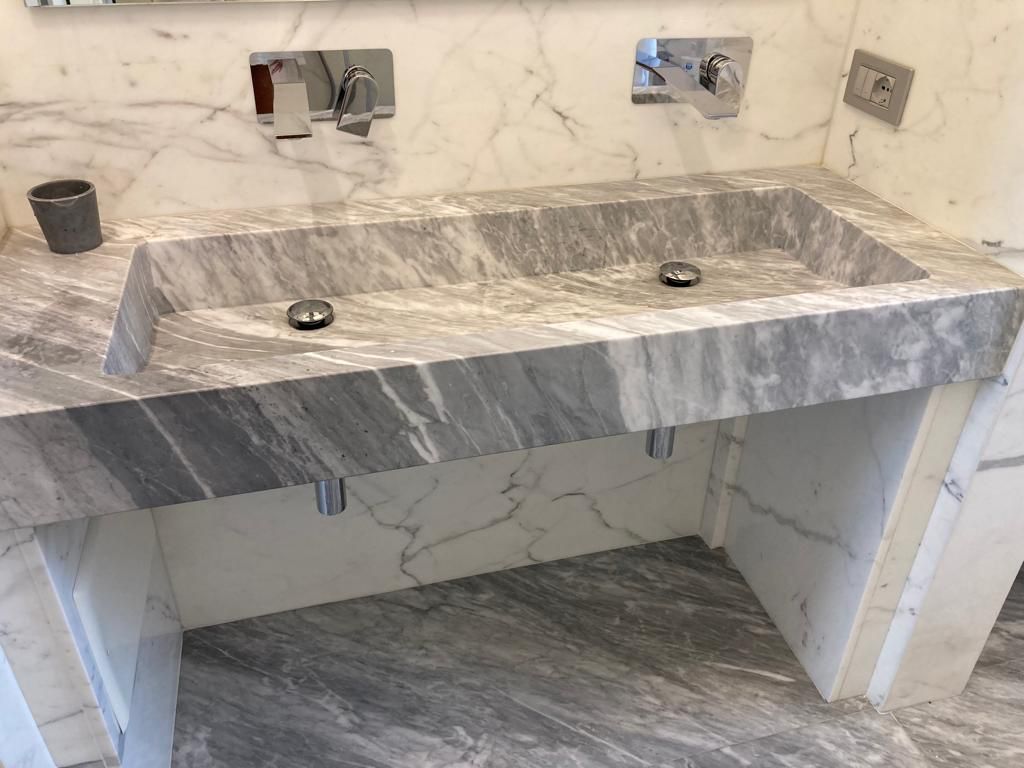 Solid sink in Grey Marble